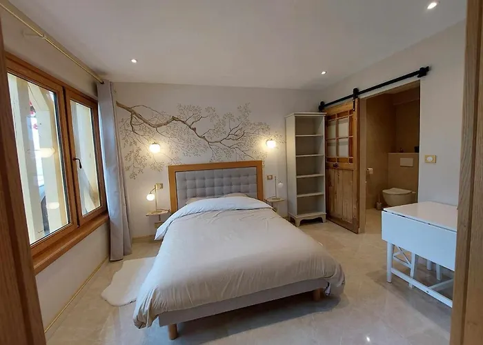 Apartment Studiolo Des Sources